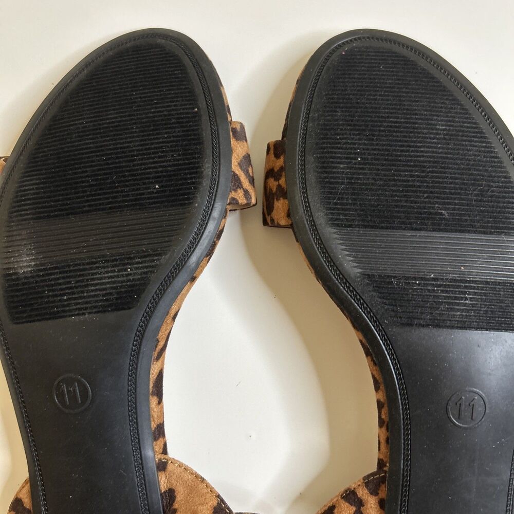 A New Day Women’s Winona Brown Leopard Print Ankle Strap Sandals FLAW - Picture 7 of 15